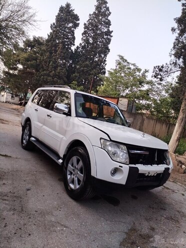 Mitsubishi Pajero 2007, 250,523 km - 3.8 л - Bakı