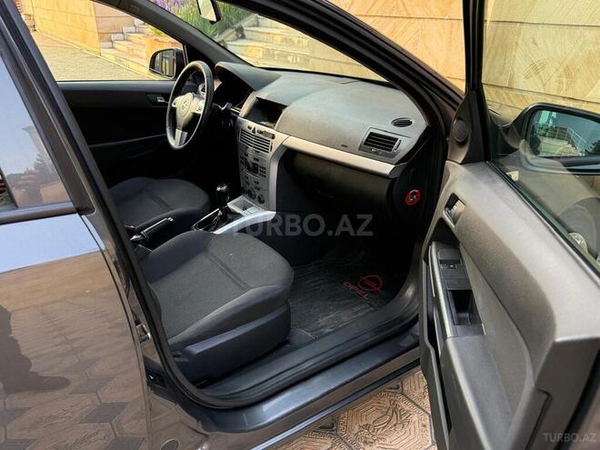 Opel Astra 2009, 298,000 km - 1.4 l - Gəncə