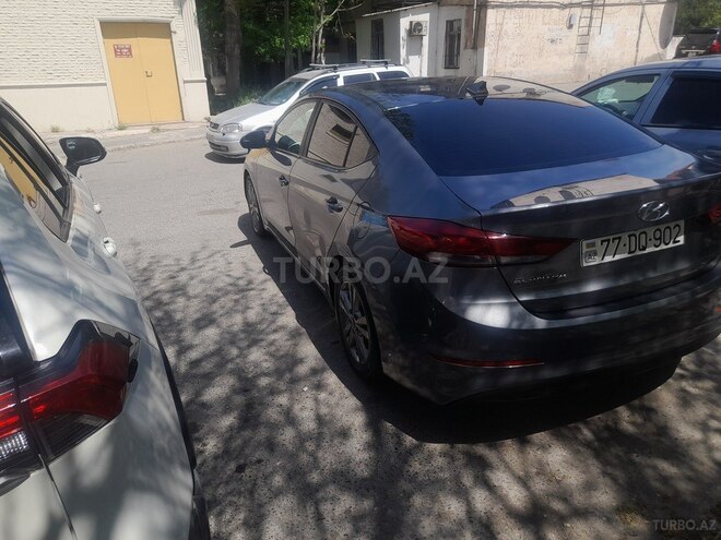 Hyundai Elantra 2016, 180,000 km - 2.0 l - Bakı