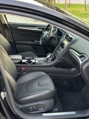 Ford Fusion (North America) 2015, 119,700 km - 2.0 l - Bakı