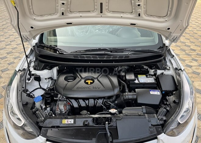 Hyundai Elantra 2015, 167,263 km - 1.8 l - Gəncə