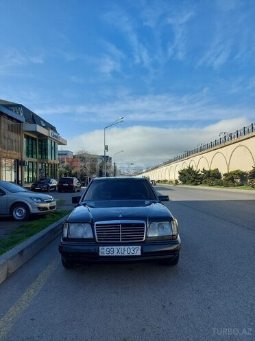Mercedes E 220 1995, 570,000 km - 2.2 l - Bakı