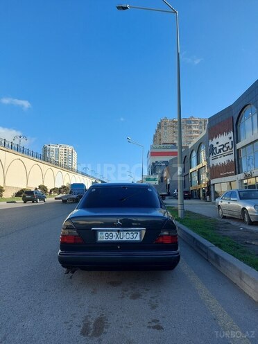 Mercedes E 220 1995, 570,000 km - 2.2 l - Bakı