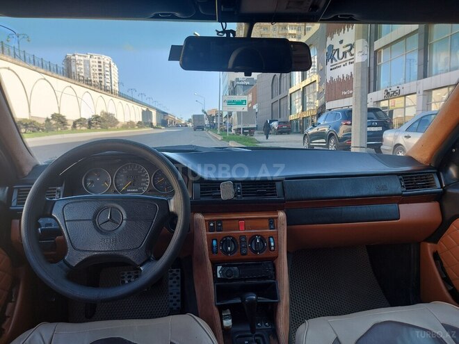 Mercedes E 220 1995, 570,000 km - 2.2 l - Bakı