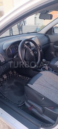 Hyundai i30 2010, 266,500 km - 1.6 l - Yevlax