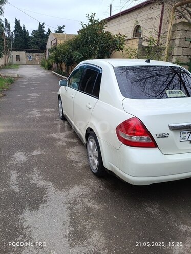 Nissan Tiida 2011, 68,000 km - 1.5 л - Bakı