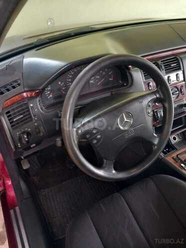 Mercedes E 220 d 2000, 364,678 km - 2.2 l - Bakı