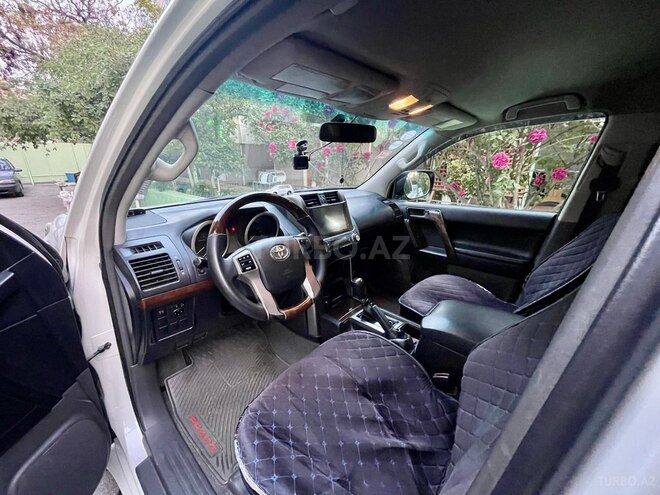 Toyota Land Cruiser Prado 2010, 206,000 km - 2.7 л - Bakı