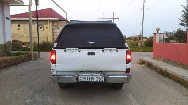 Mitsubishi L200 2011, 455,000 km - 2.5 l - Bakı