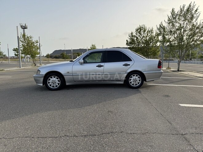 Mercedes C 220 d 1998, 425,800 km - 2.2 l - Bakı