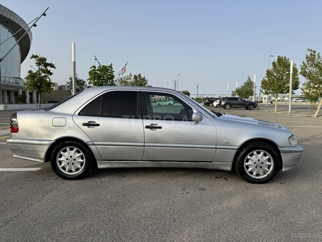 Mercedes C 220 d 1998, 425,800 km - 2.2 l - Bakı