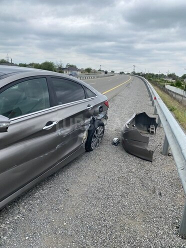 Hyundai Sonata 2014, 200,000 km - 2.4 l - Bakı