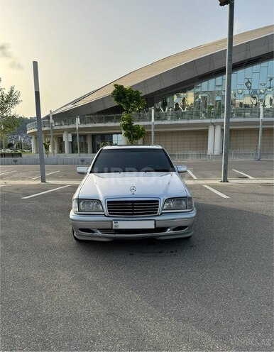 Mercedes C 220 d 1998, 425,800 km - 2.2 l - Bakı