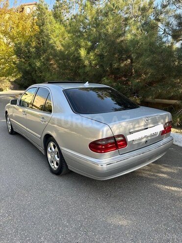 Mercedes E 220 d 2001, 500,000 km - 2.2 l - Bakı