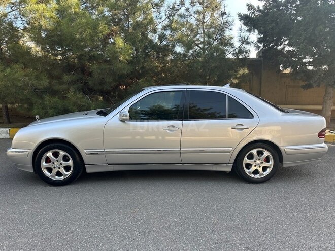 Mercedes E 220 d 2001, 500,000 km - 2.2 l - Bakı