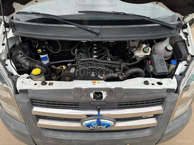 Ford Transit 2008, 295,000 km - 2.4 л - Bakı