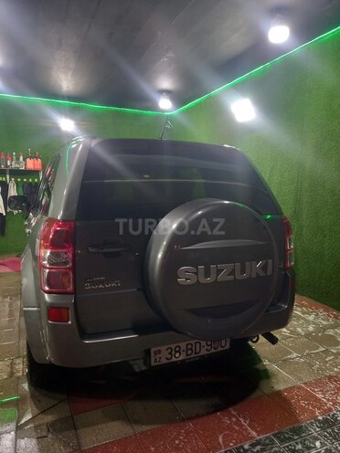 Suzuki Grand Vitara 2008, 122,000 km - 2.0 l - Qusar