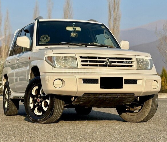 Mitsubishi Pajero io 1999, 258,000 km - 1.8 l - Şəki