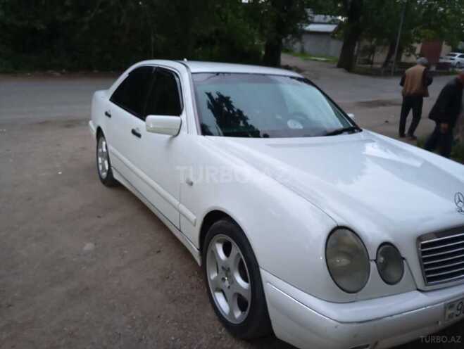 Mercedes E 220 d 1999, 147,000 km - 2.2 l - Tovuz