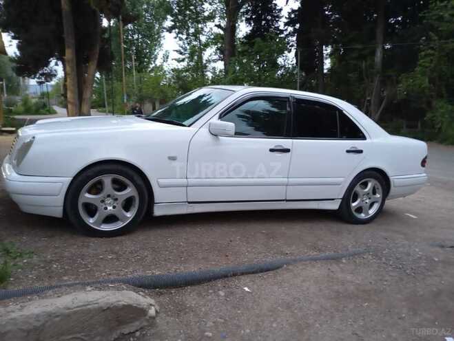 Mercedes E 220 d 1999, 147,000 km - 2.2 l - Tovuz