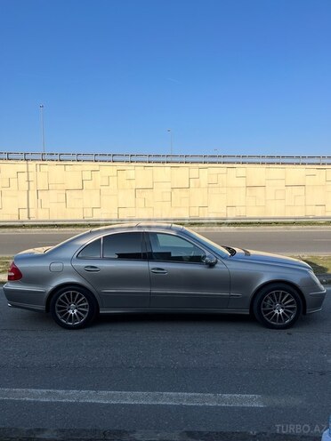 Mercedes E 320 2003, 272,000 km - 3.2 l - Bakı
