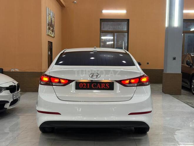 Hyundai Elantra 2018, 238,558 km - 2.0 л - Xırdalan