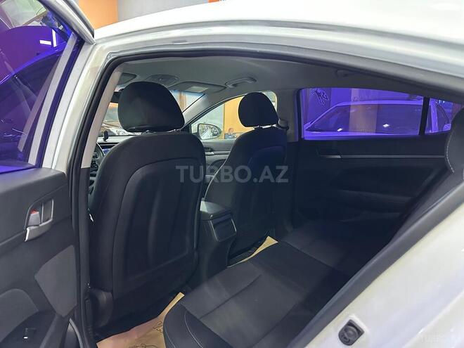 Hyundai Elantra 2018, 238,558 km - 2.0 л - Xırdalan