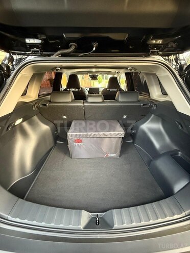 Toyota  2025, 5,000 km - 2.0 l - Bakı