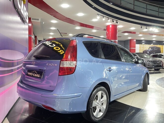 Hyundai i30 2010, 250,000 km - 1.6 л - Bakı