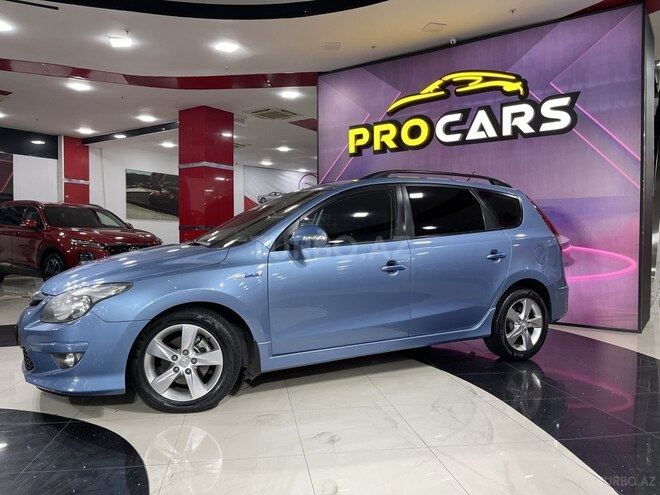 Hyundai i30 2010, 250,000 km - 1.6 л - Bakı