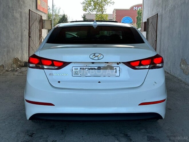 Hyundai Elantra 2017, 150,000 km - 2.0 л - Bakı