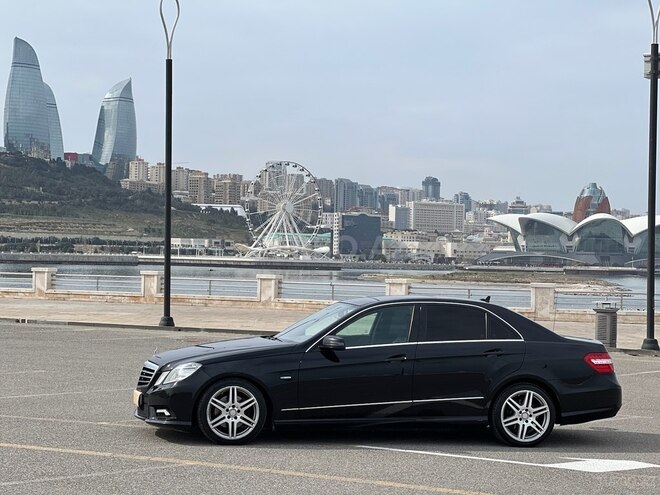 Mercedes E 250 2010, 285,000 km - 1.8 l - Bakı