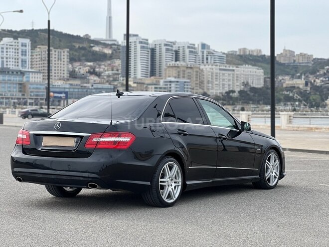 Mercedes E 250 2010, 285,000 km - 1.8 l - Bakı