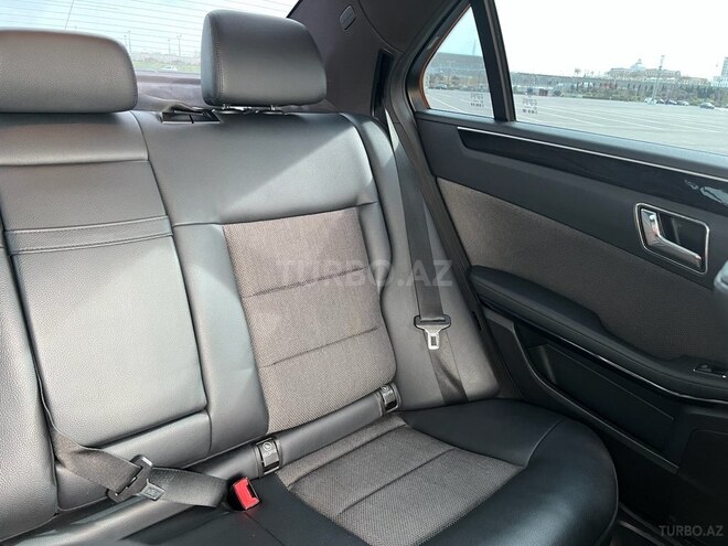 Mercedes E 250 2010, 285,000 km - 1.8 l - Bakı