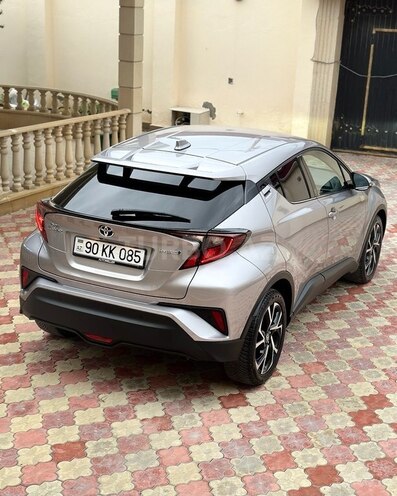 Toyota C-HR 2022, 50,000 km - 1.8 l - Bakı