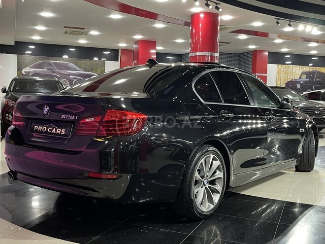 BMW 528 2015, 140,000 km - 2.0 l - Bakı