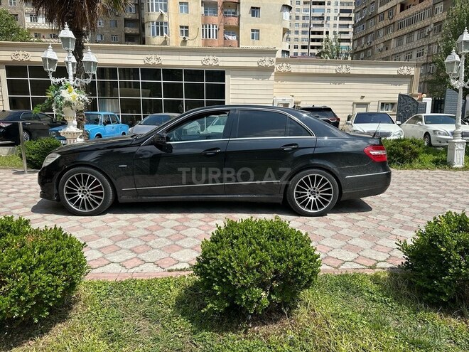 Mercedes E 220 d 2009, 24,500 km - 2.2 l - Bakı