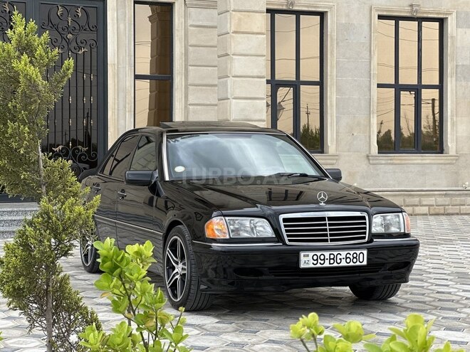 Mercedes C 230 1998, 234,000 km - 2.3 l - Saatlı