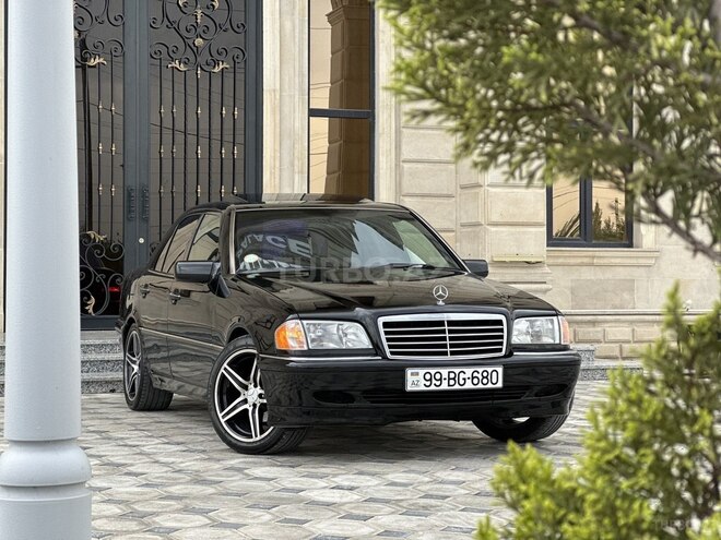 Mercedes C 230 1998, 234,000 km - 2.3 l - Saatlı