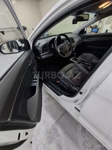 Hyundai Avante 2015, 150,000 km - 1.6 l - Bakı