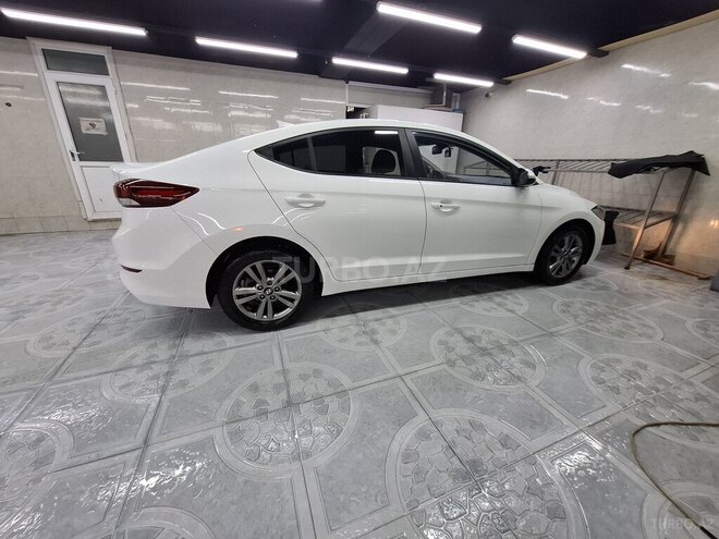 Hyundai Avante 2015, 150,000 km - 1.6 l - Bakı
