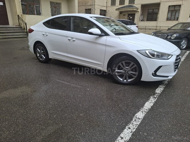 Hyundai Avante 2015, 150,000 km - 1.6 l - Bakı