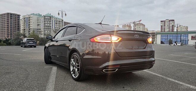 Ford Fusion (North America) 2015, 231,746 km - 2.0 l - Sumqayıt