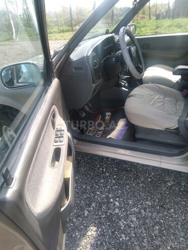 Kia Sportage 2003, 276,235 km - 2.0 l - Şamaxı