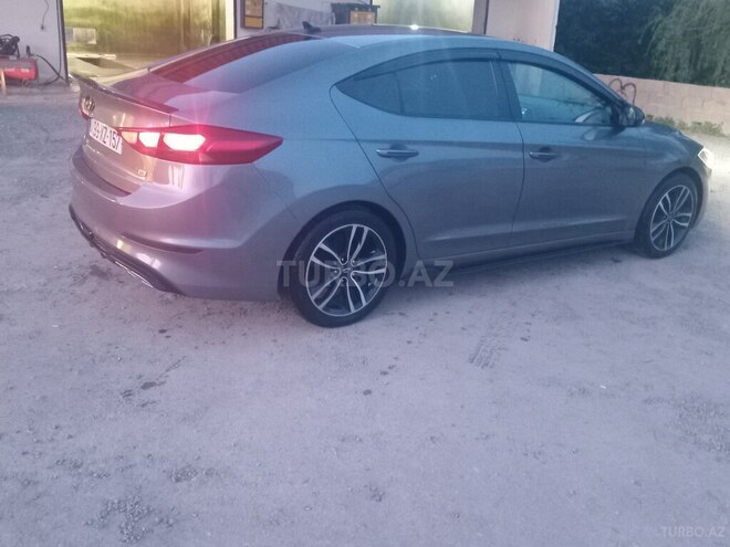Hyundai Elantra 2017, 128,000 km - 2.0 л - Şəmkir