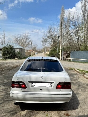 Mercedes E 220 d 1999, 450,000 km - 2.2 l - Bakı