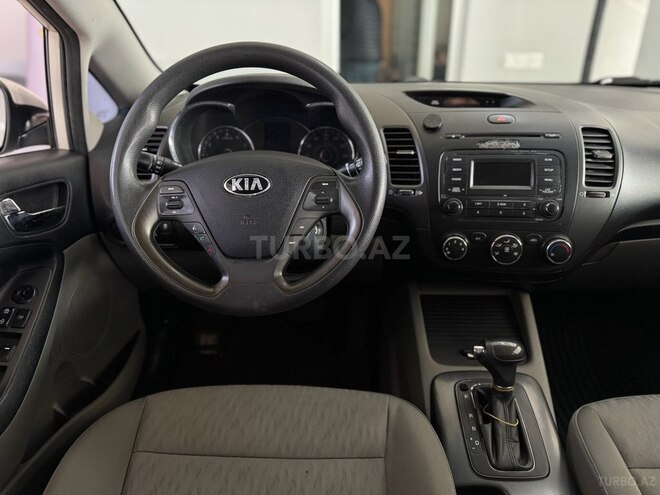 Kia Forte-14