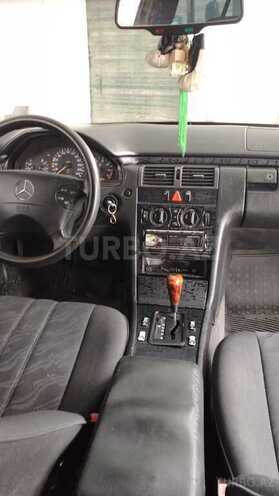 Mercedes E 200 1996, 450,000 km - 2.0 л - Ağdaş