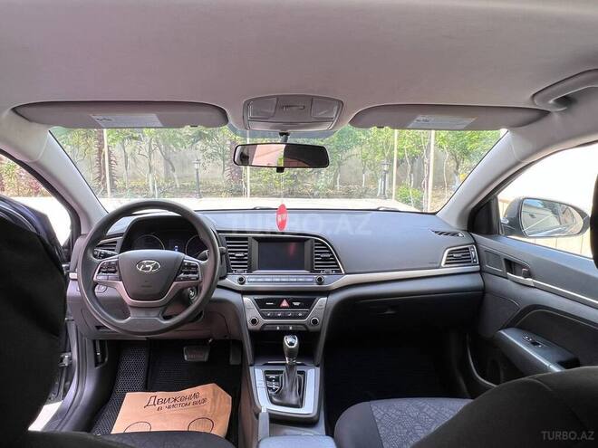 Hyundai Elantra 2018, 103,800 km - 2.0 л - Bakı