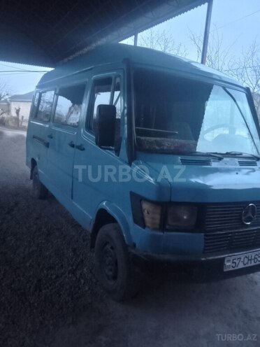 Mercedes 208 D 1993, 386,000 km - 2.3 l - Tovuz